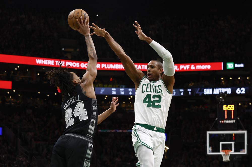 超联赛中 超联赛中