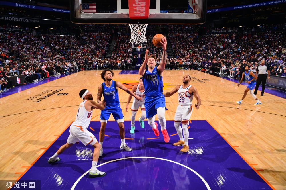 据多名到场 据多名到场